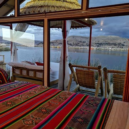 Uros Qhota Uta Lodge Puno Exteriör bild