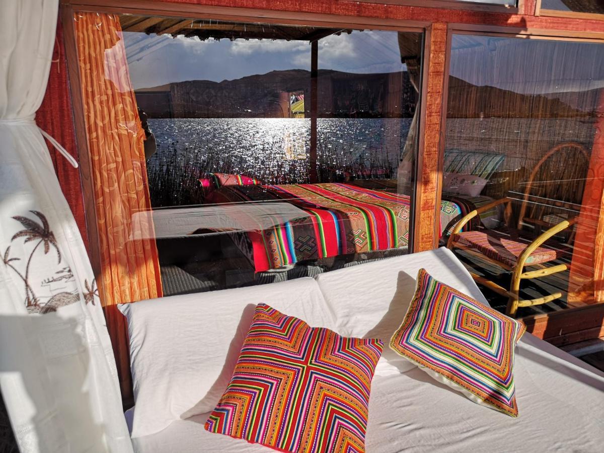 Uros Qhota Uta Lodge Puno Exteriör bild