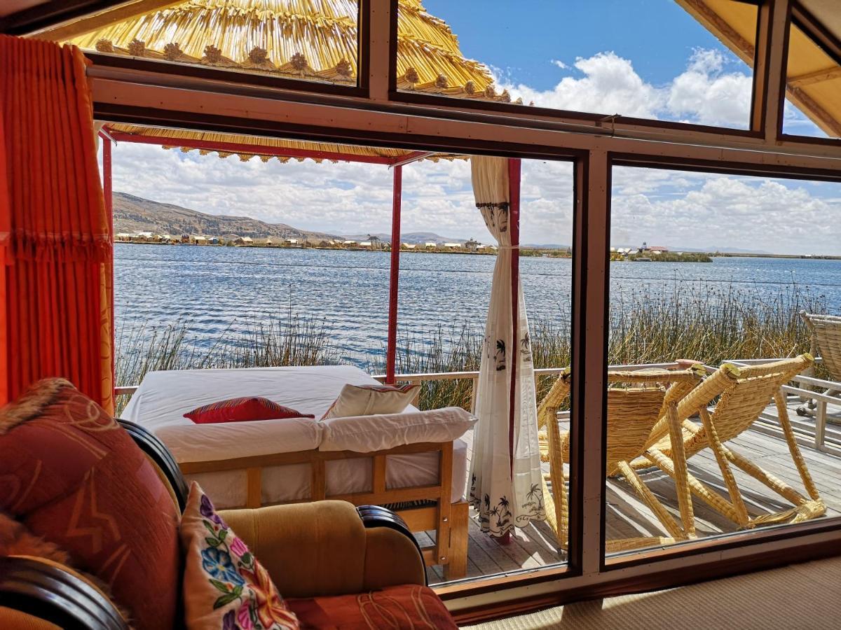 Uros Qhota Uta Lodge Puno Exteriör bild