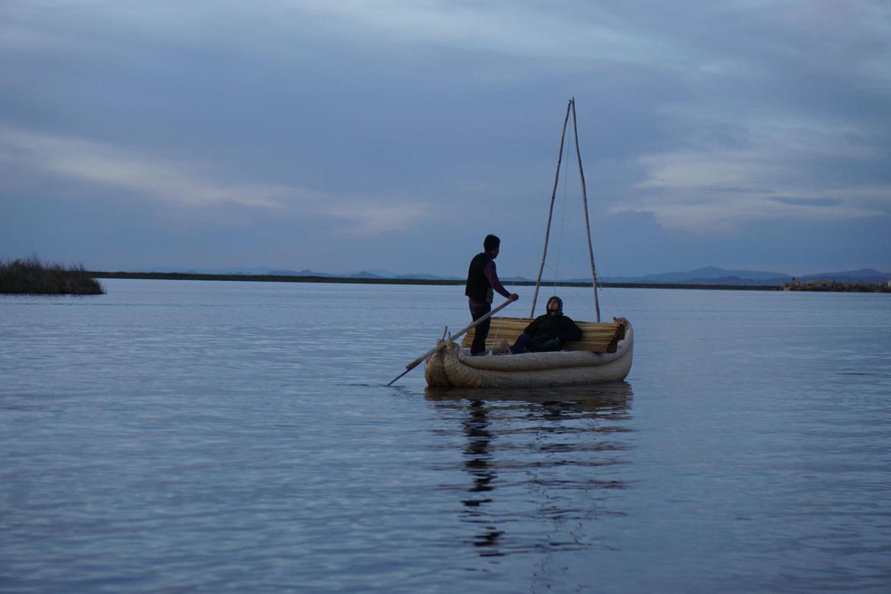 Uros Qhota Uta Lodge Puno Exteriör bild