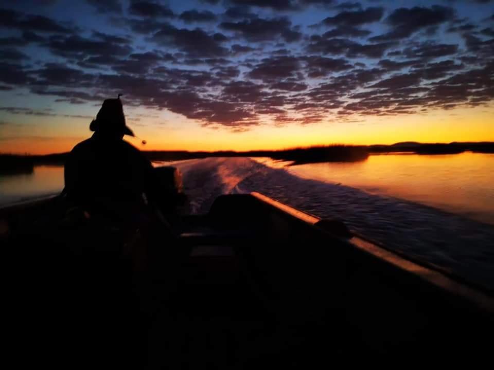 Uros Qhota Uta Lodge Puno Exteriör bild